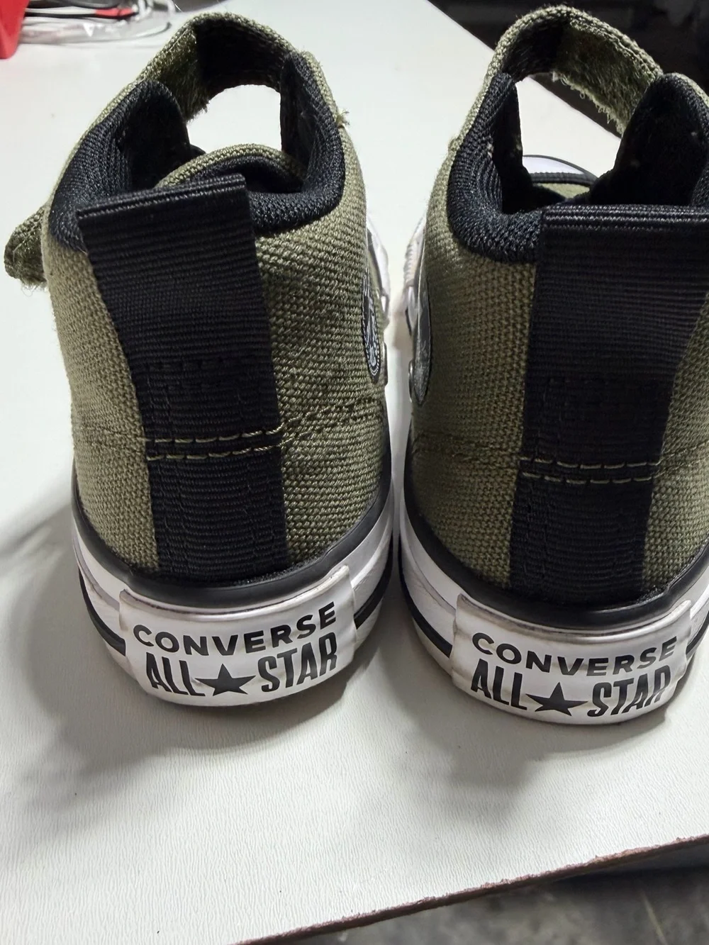 Converse Chuck Taylor All Star 1V Mid Olive Green Kids Size 11 Easy-On